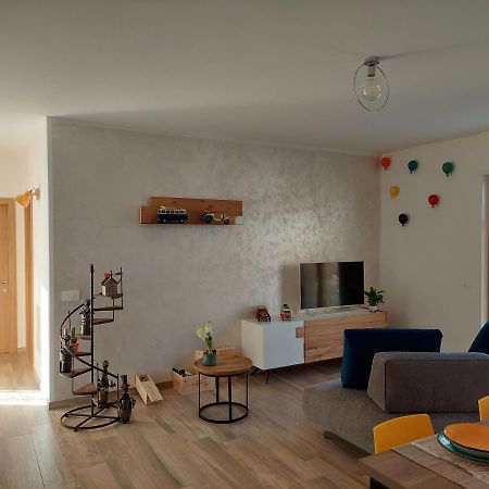La Bougainville - Luxury Apartment Torbole Sul Garda Esterno foto