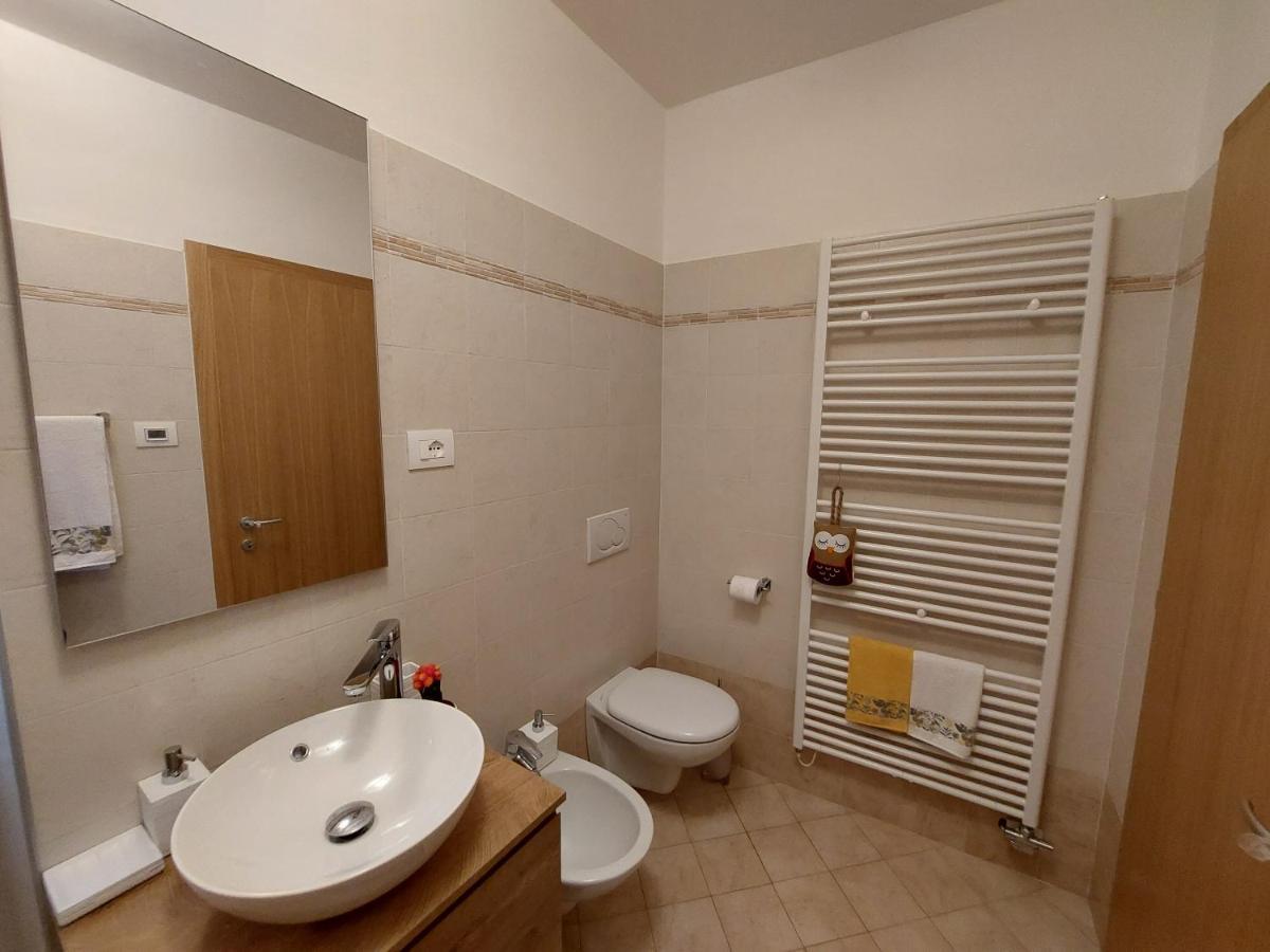 La Bougainville - Luxury Apartment Torbole Sul Garda Esterno foto