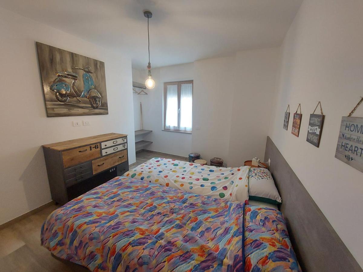 La Bougainville - Luxury Apartment Torbole Sul Garda Esterno foto
