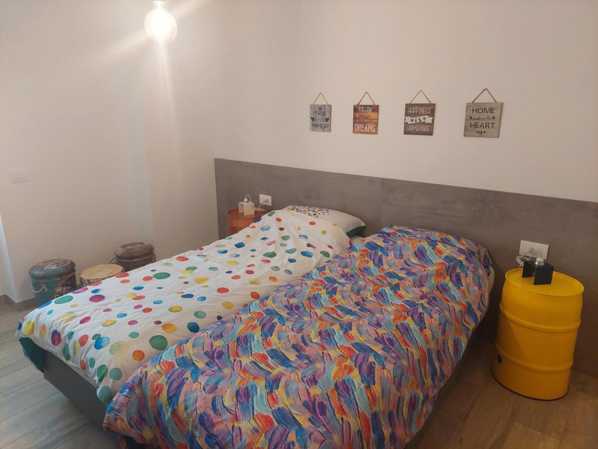 La Bougainville - Luxury Apartment Torbole Sul Garda Esterno foto