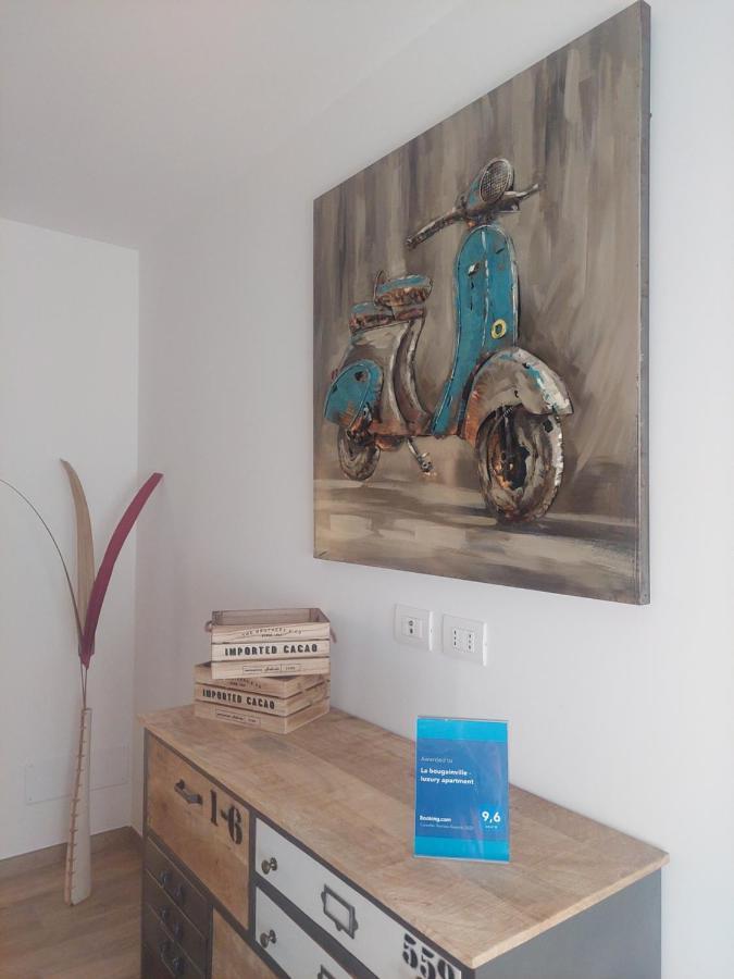 La Bougainville - Luxury Apartment Torbole Sul Garda Esterno foto